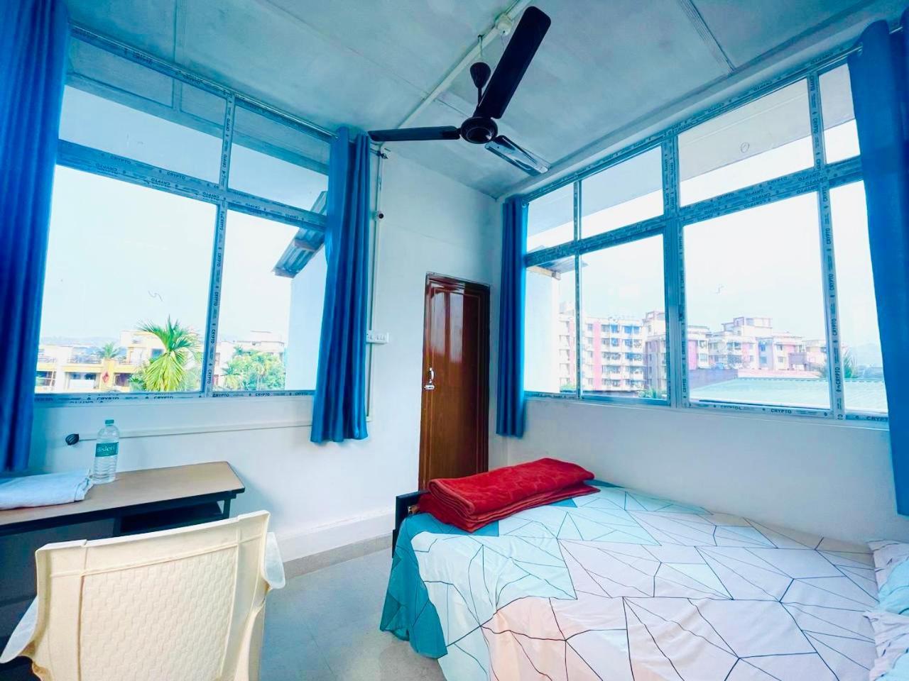 מלון גווהטי Cupidtrails Backpacker'S Penthouse מראה חיצוני תמונה
